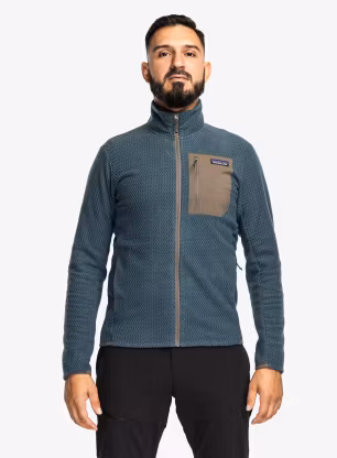 PatagoniaR1AirJacket_summitblue_fw26_199346146630_1_064.webp