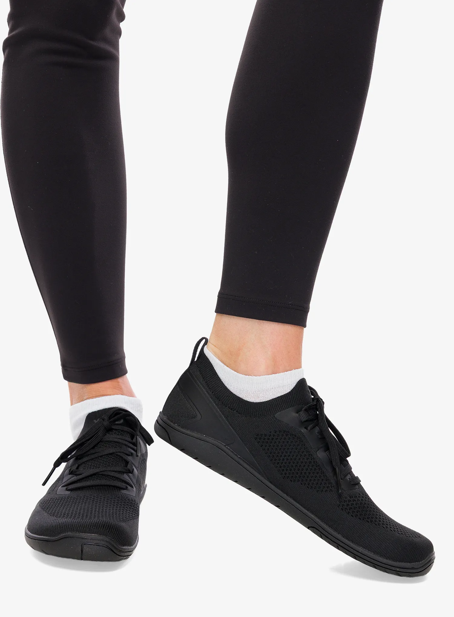 Xero Shoes Nexus Knit Női futócipők - black/black
