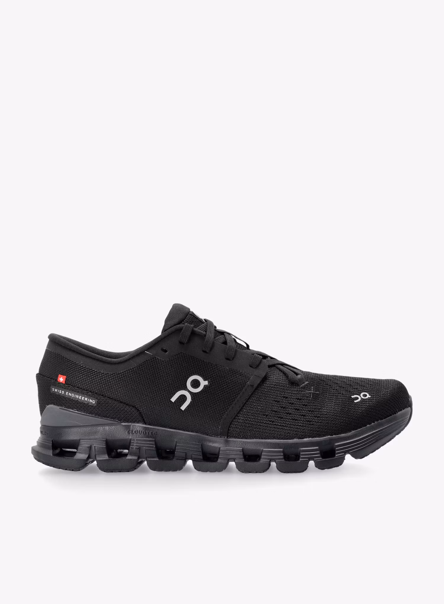 OnRunningCloudX4blackeclipse_7615537087634__a.jpg