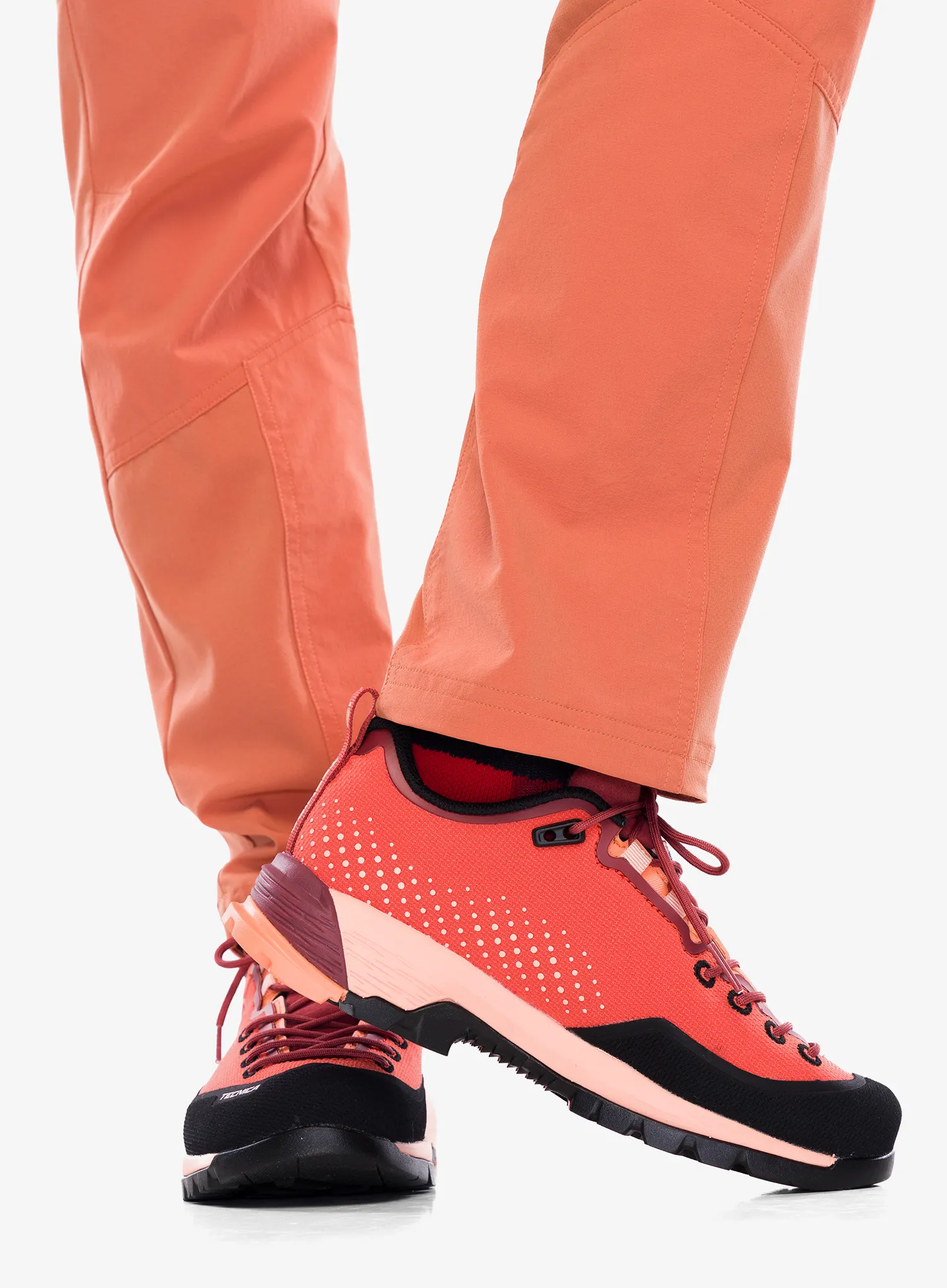 Tecnica Sulfur S GTX Női hegymászó cipő - progressive orange/dark red