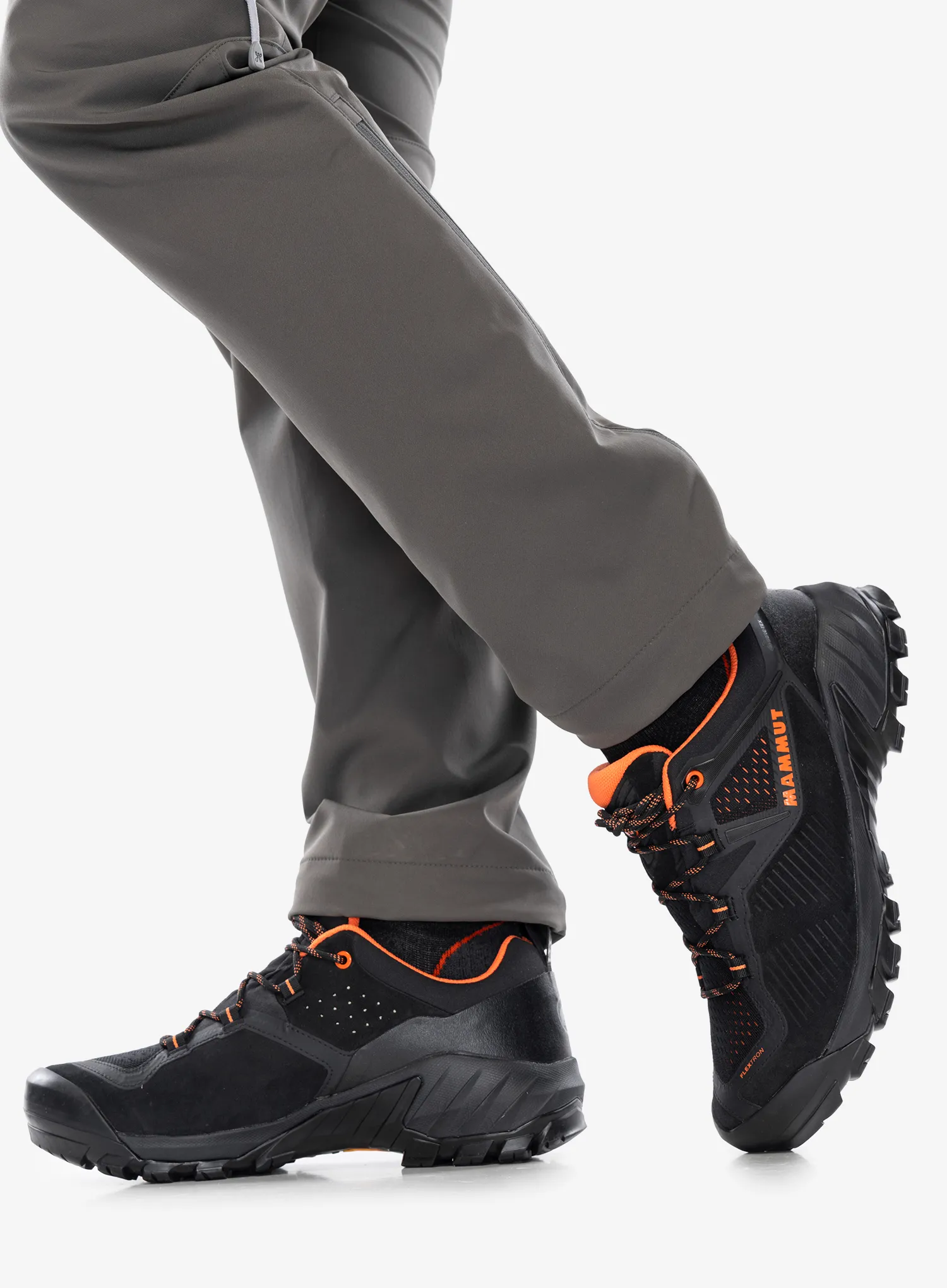 Mammut Sapuen Low GTX Túracipők - black/dark steel