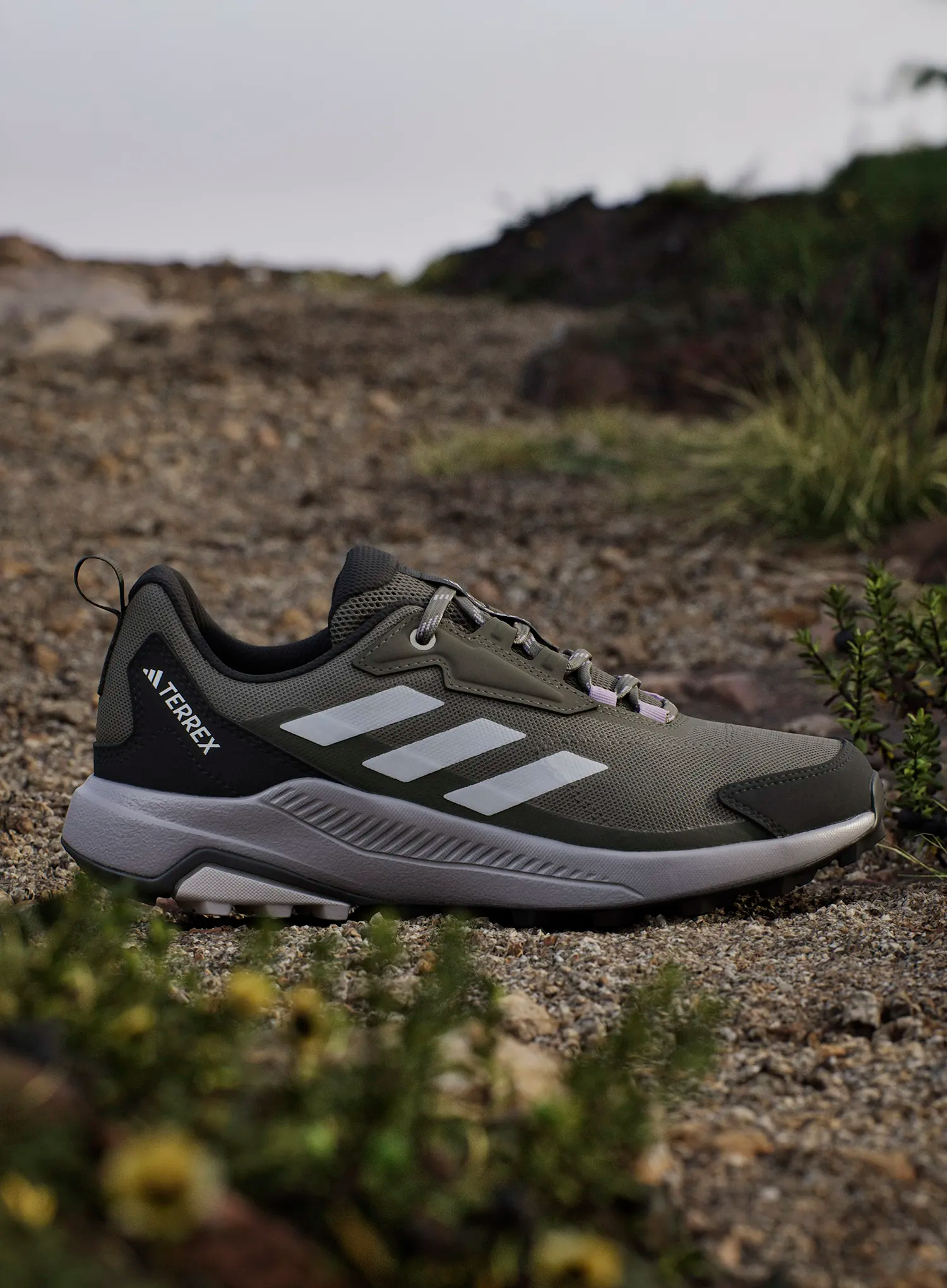 adidas TERREX Anylander Női túracipő - olive strata/dash grey/n.cargo
