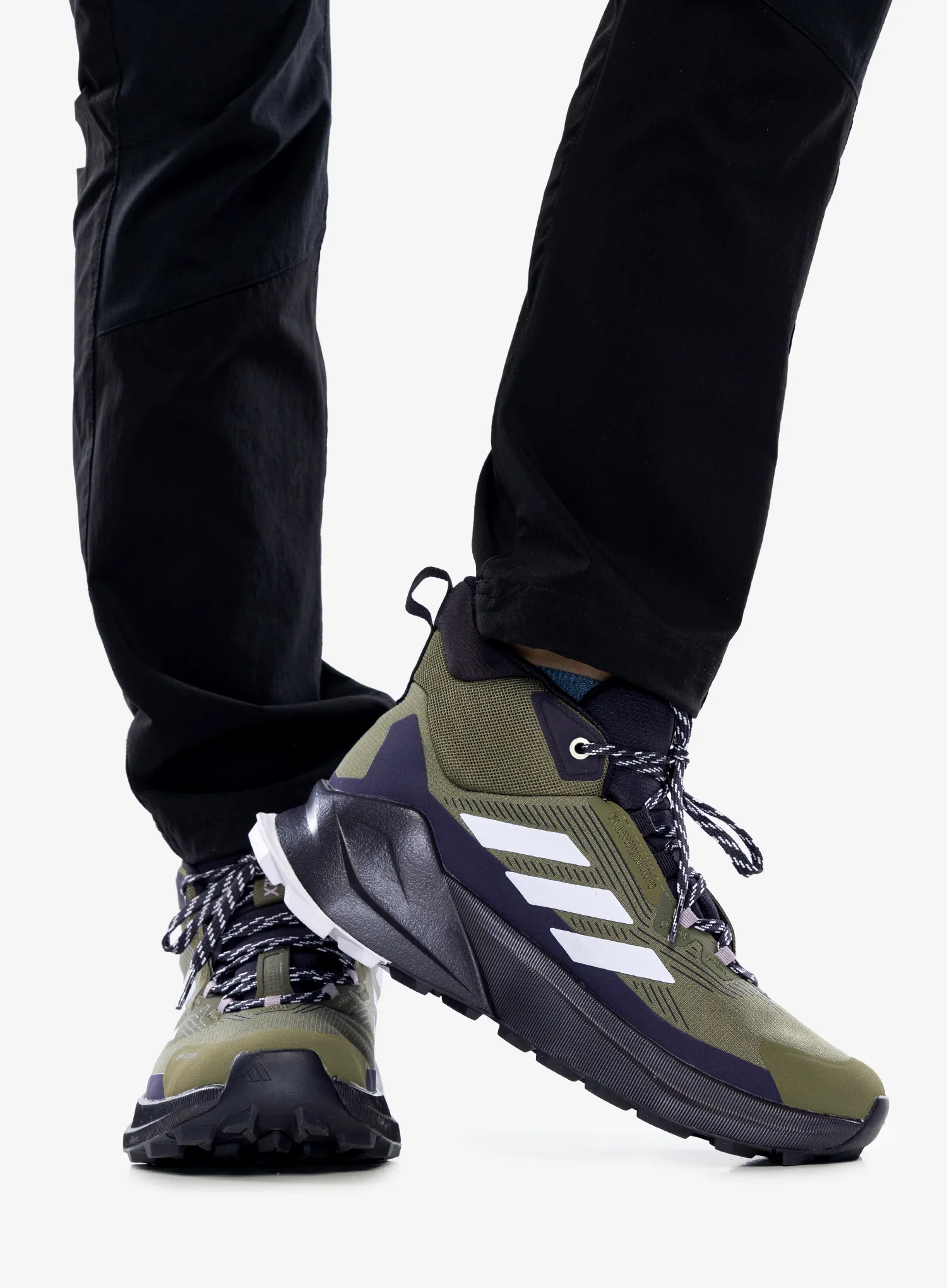adidas TERREX Trailmaker 2 Mid GTX Női túracipő - oliv stra/silv dawn/aurora blk