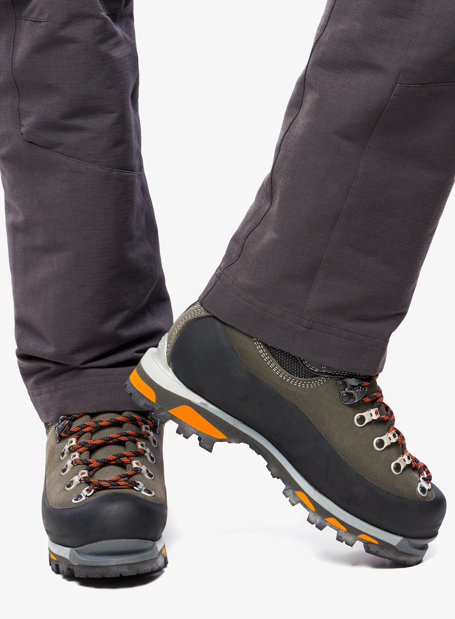 Zamberlan Expert Pro GTX RR Magashegyi Bakancs - graphite