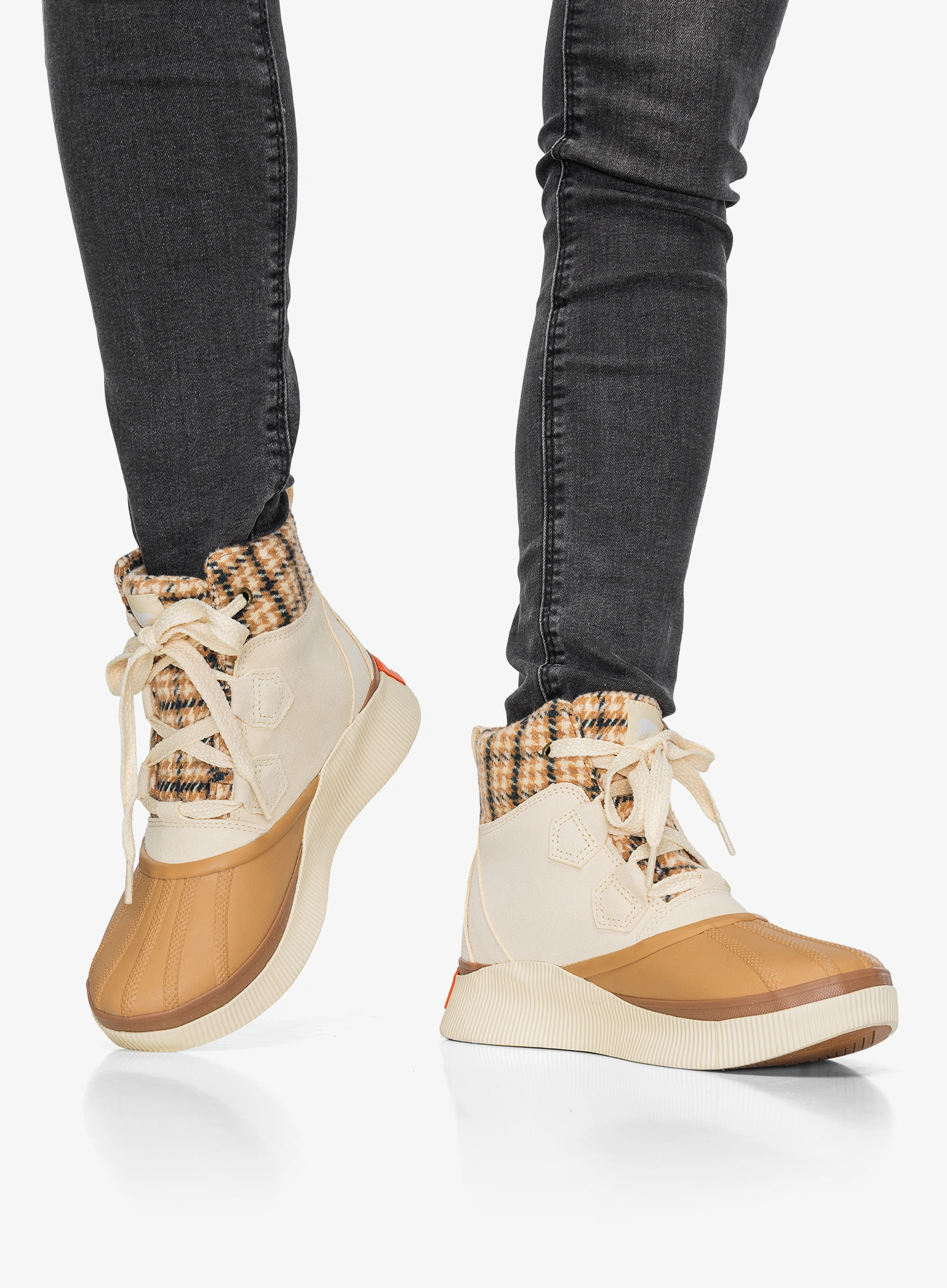 Sorel Out N About IV Chillz WP Női téli cipő - honey white/tawny buff