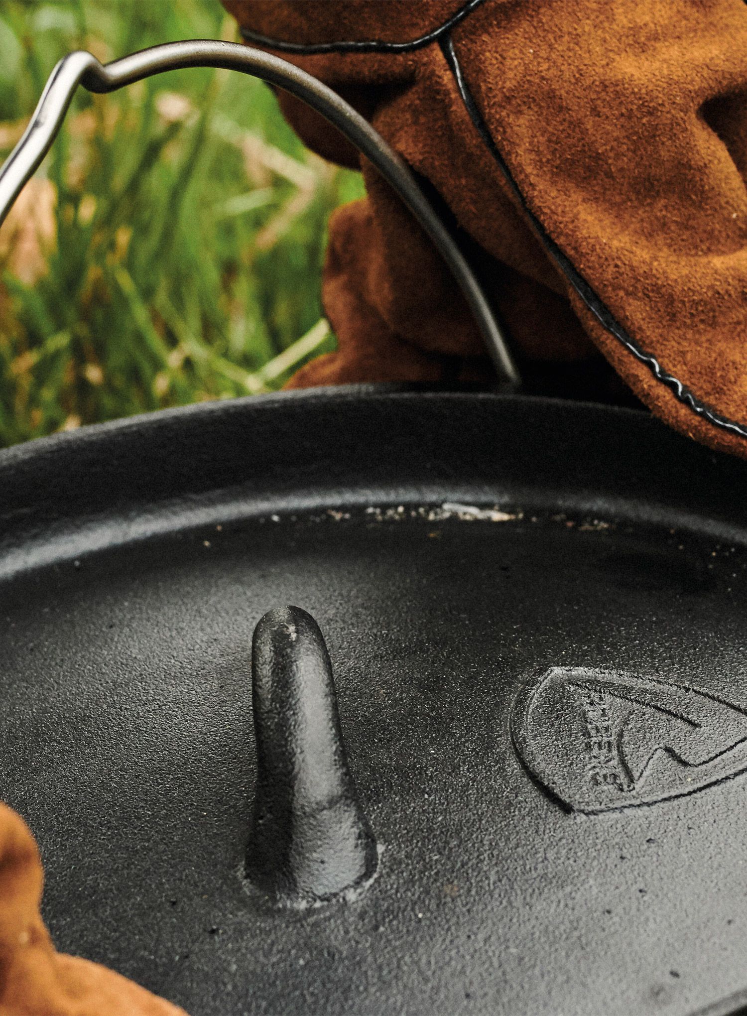 Robens Carson Dutch Oven 8,2 L Bogrács - black
