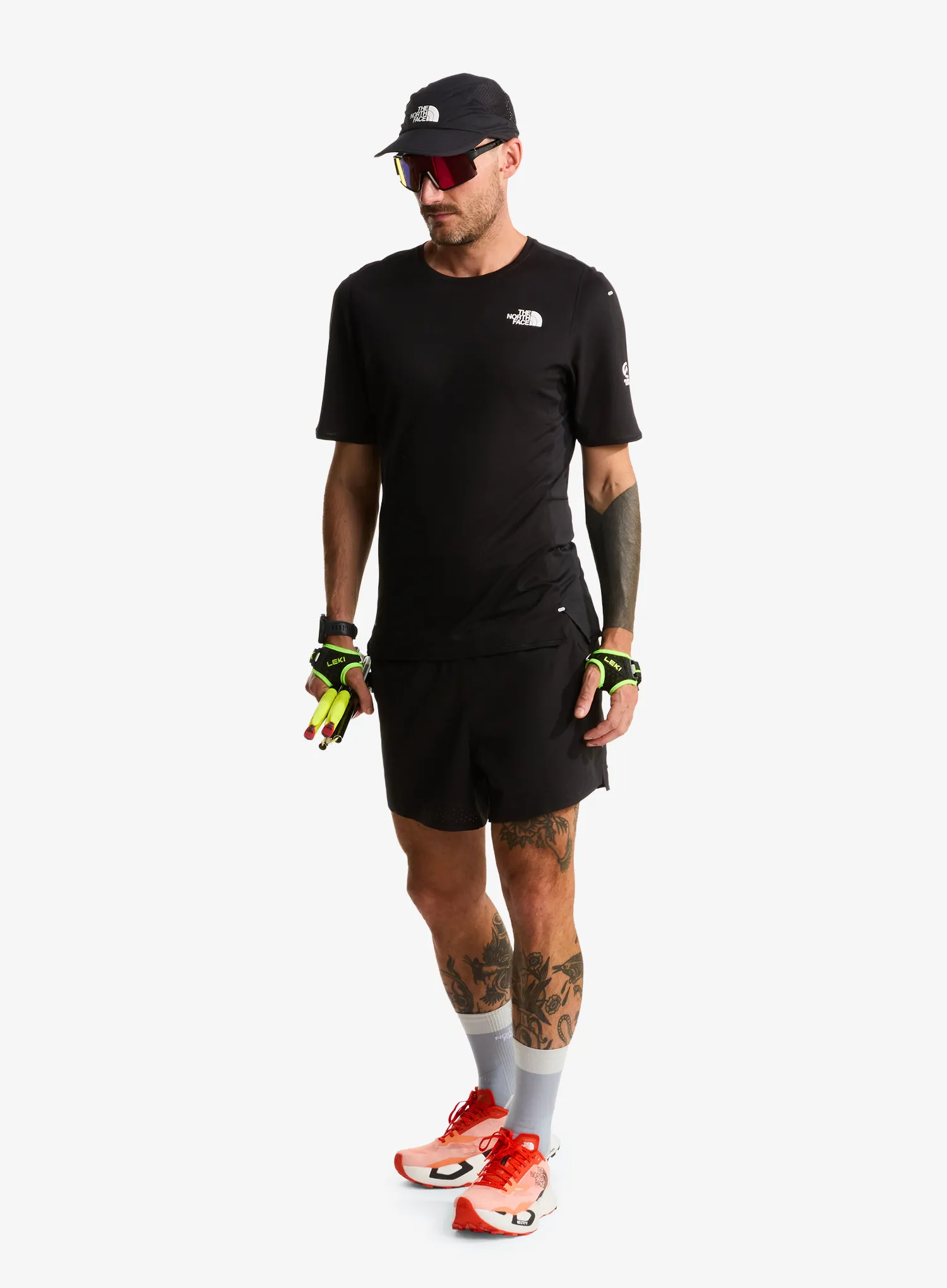 TheNorthFaceSummitHighTrailSS_tnfblac197065144128a.webp