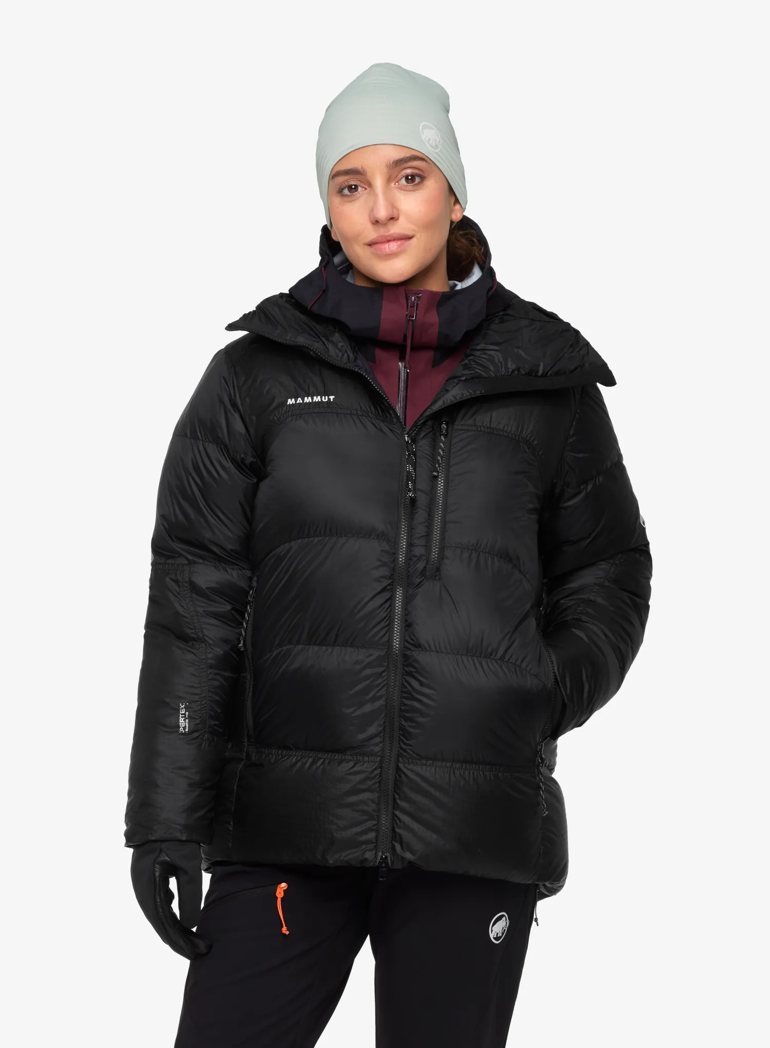 qweMammutTaissProBelayINHoodedJacketblack7619876714251a.webp