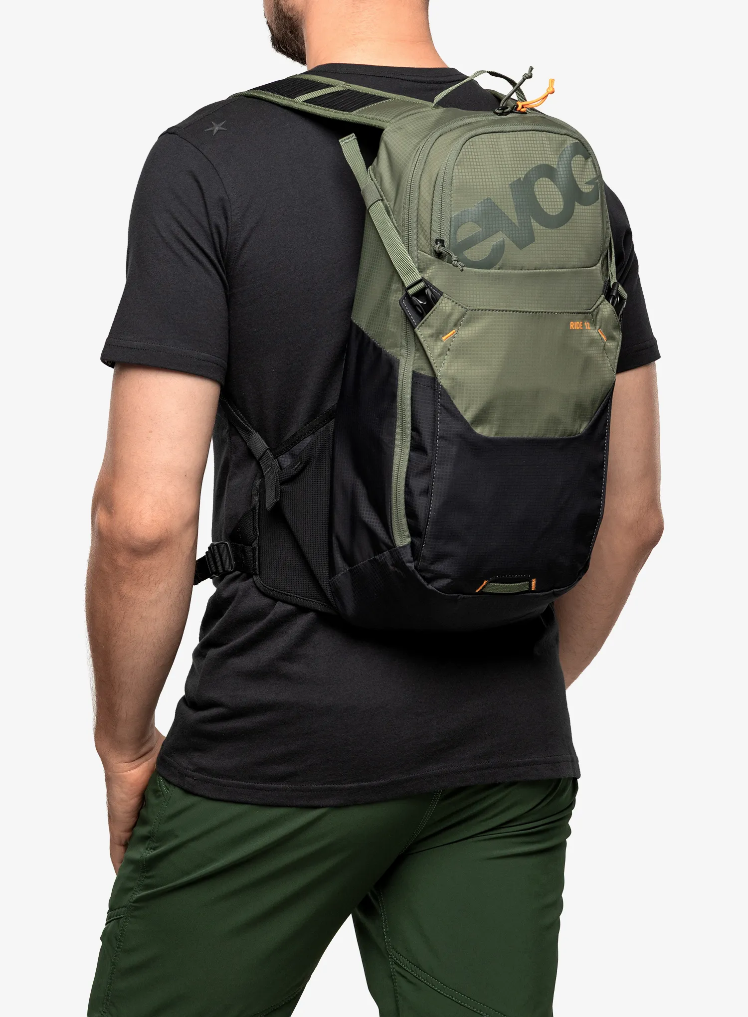 Evoc Ride 12 Kerékpáros Hátizsák - dark olive/black