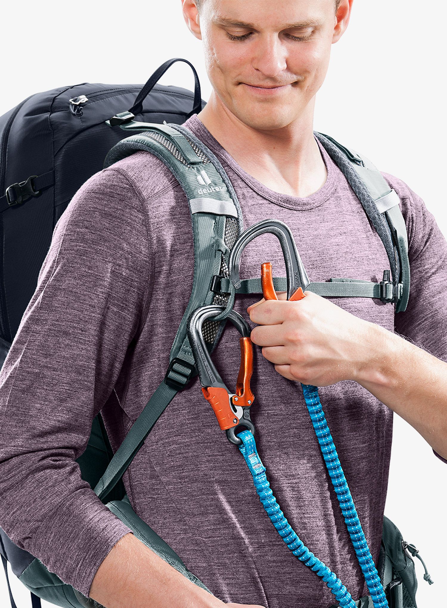 Deuter Trail Pro 33 Hátizsák kiránduláshoz - blk/shale