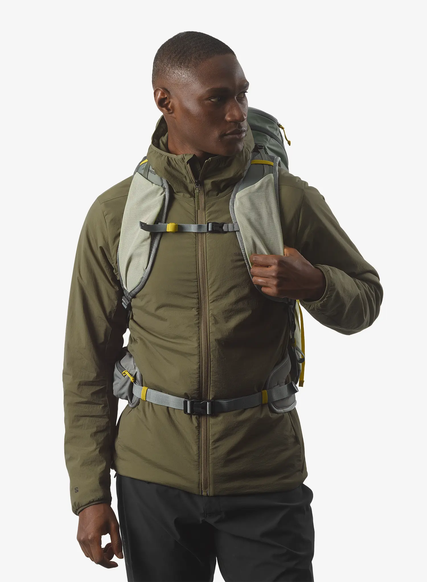 Salomon Aerotrek 30 Hátizsák kiránduláshoz - sage/seagrass/iron