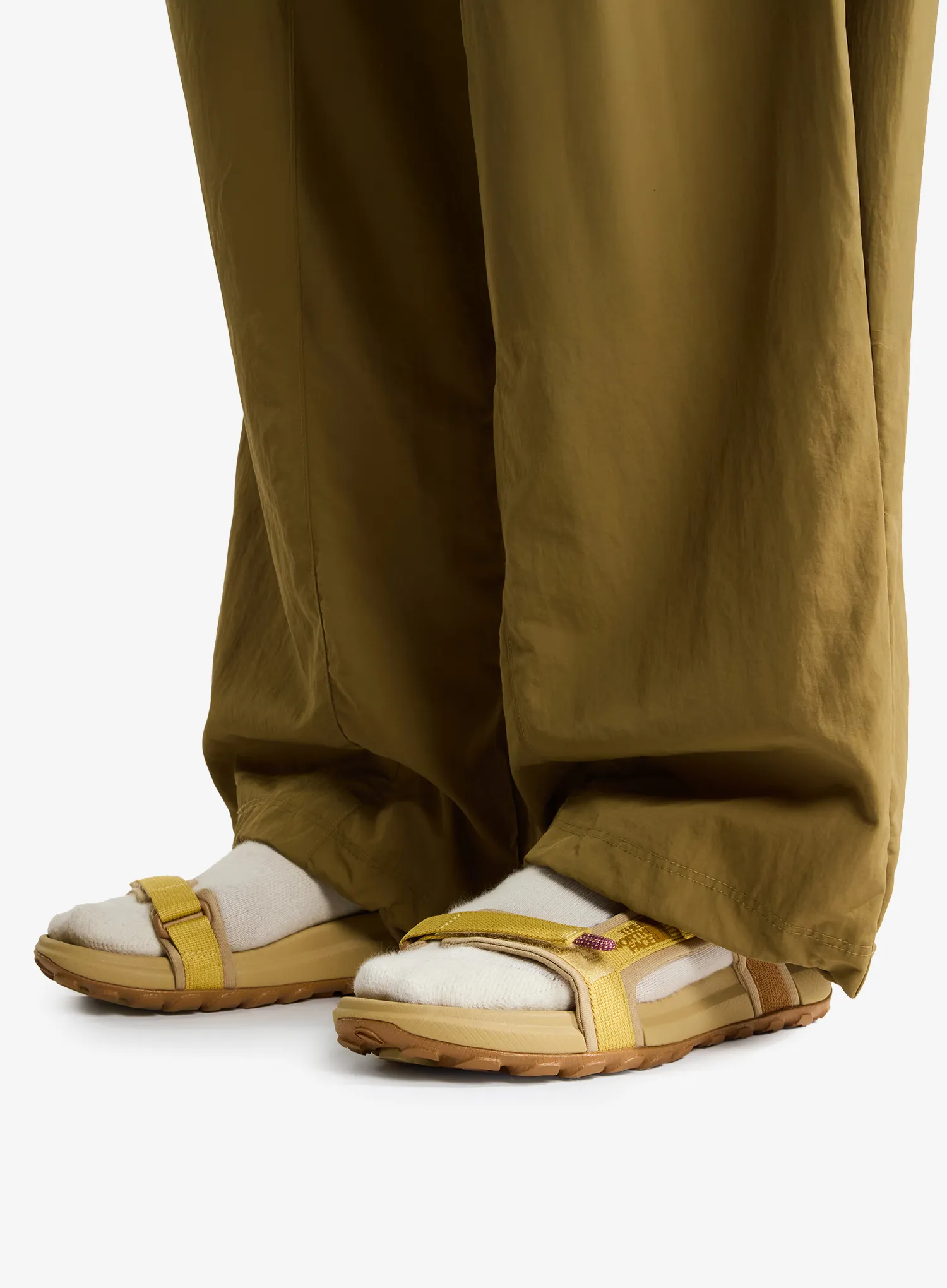 The North Face Explore Camp Sandal Női túraszandál - honeyed sand/utility brown