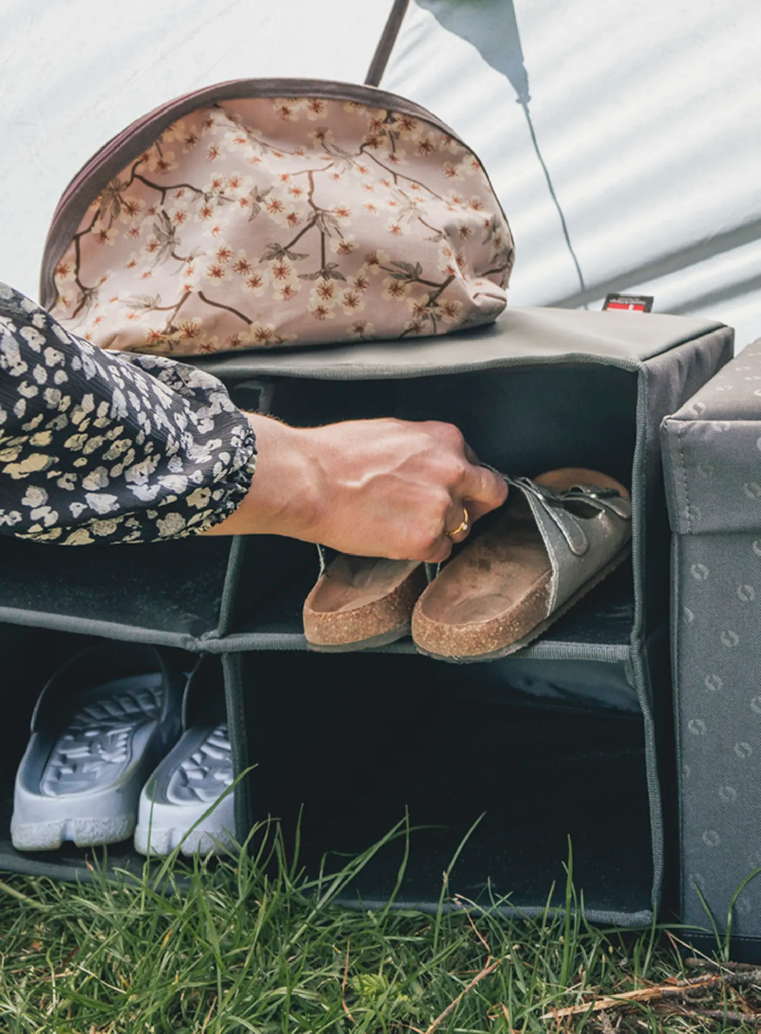 Outwell Crantock Shoe Storage Turistarekesz