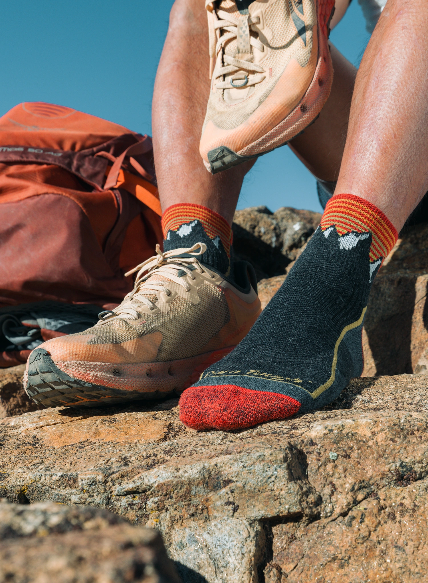 Darn Tough Hiker 1/4 Midweight with Cushion Merino gyapjú zokni - mountain gray