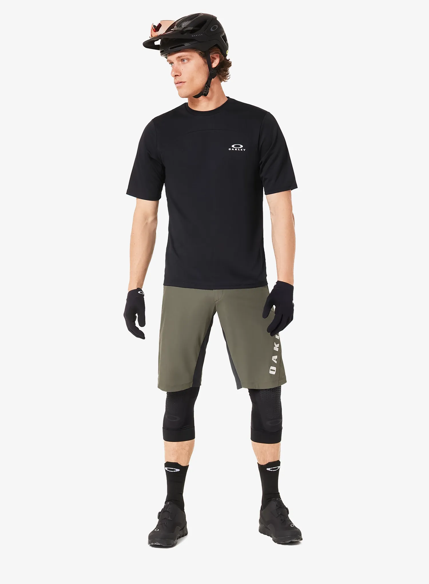 Oakley Free Ride Lined Short Kerékpáros rövidnadrág zselés betéttel - army green