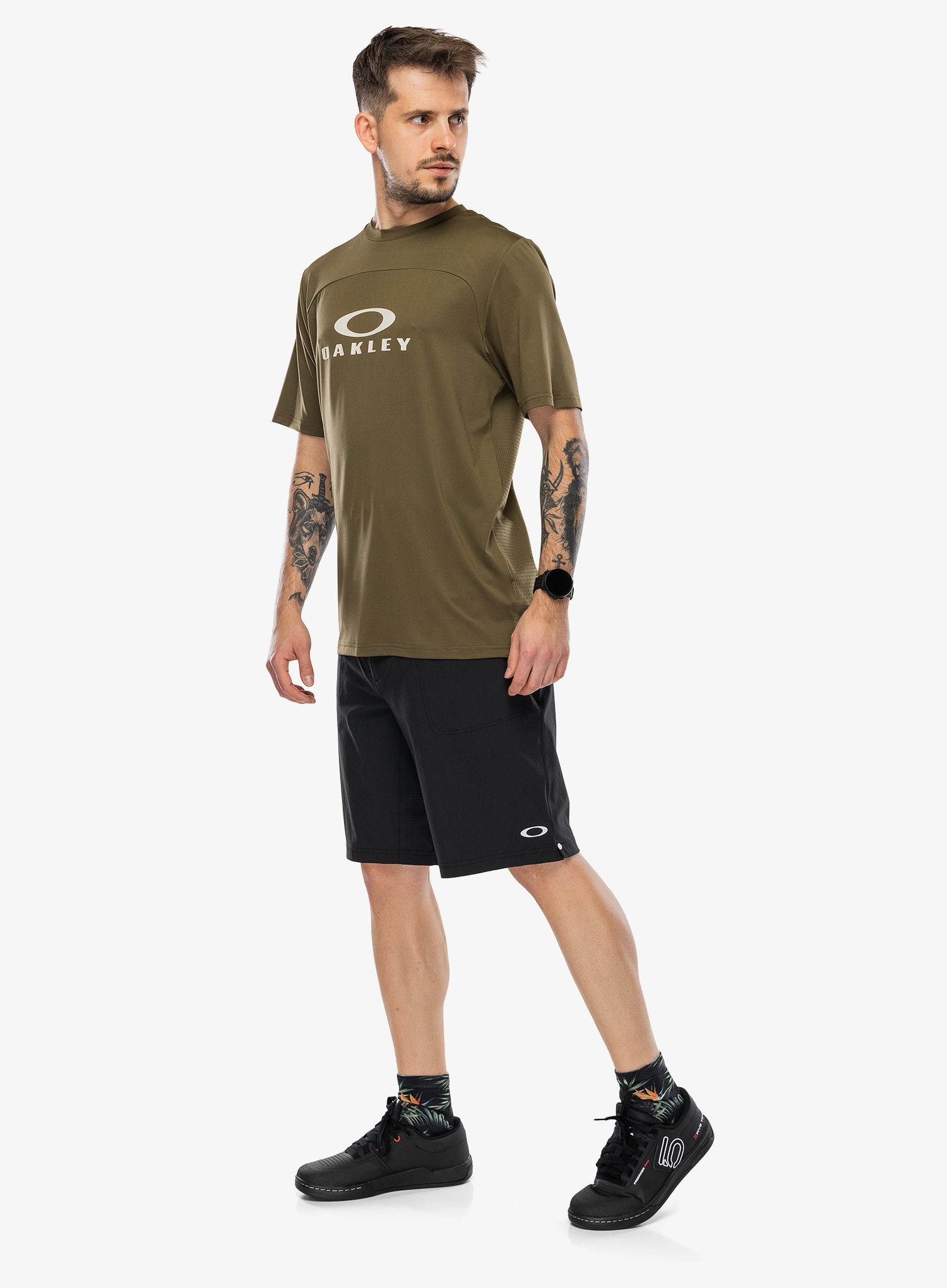 Oakley Seeker Whip Lined Short Kerékpáros rövidnadrág zselés betéttel - pitch black