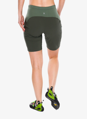 Montura Stretch Shape Bermuda Női rövid mászónadrágok - sage green