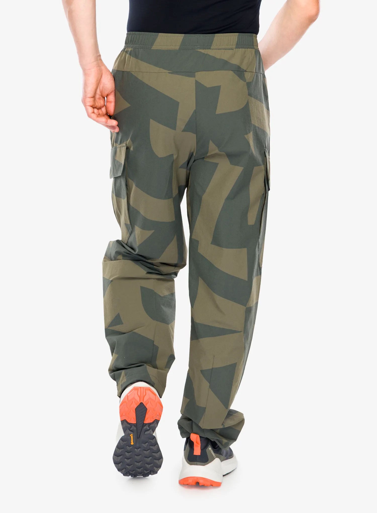 adidas TERREX Xploric Cargo Joggers Printed Férfi túranadrág - carbon/legivy/olistr