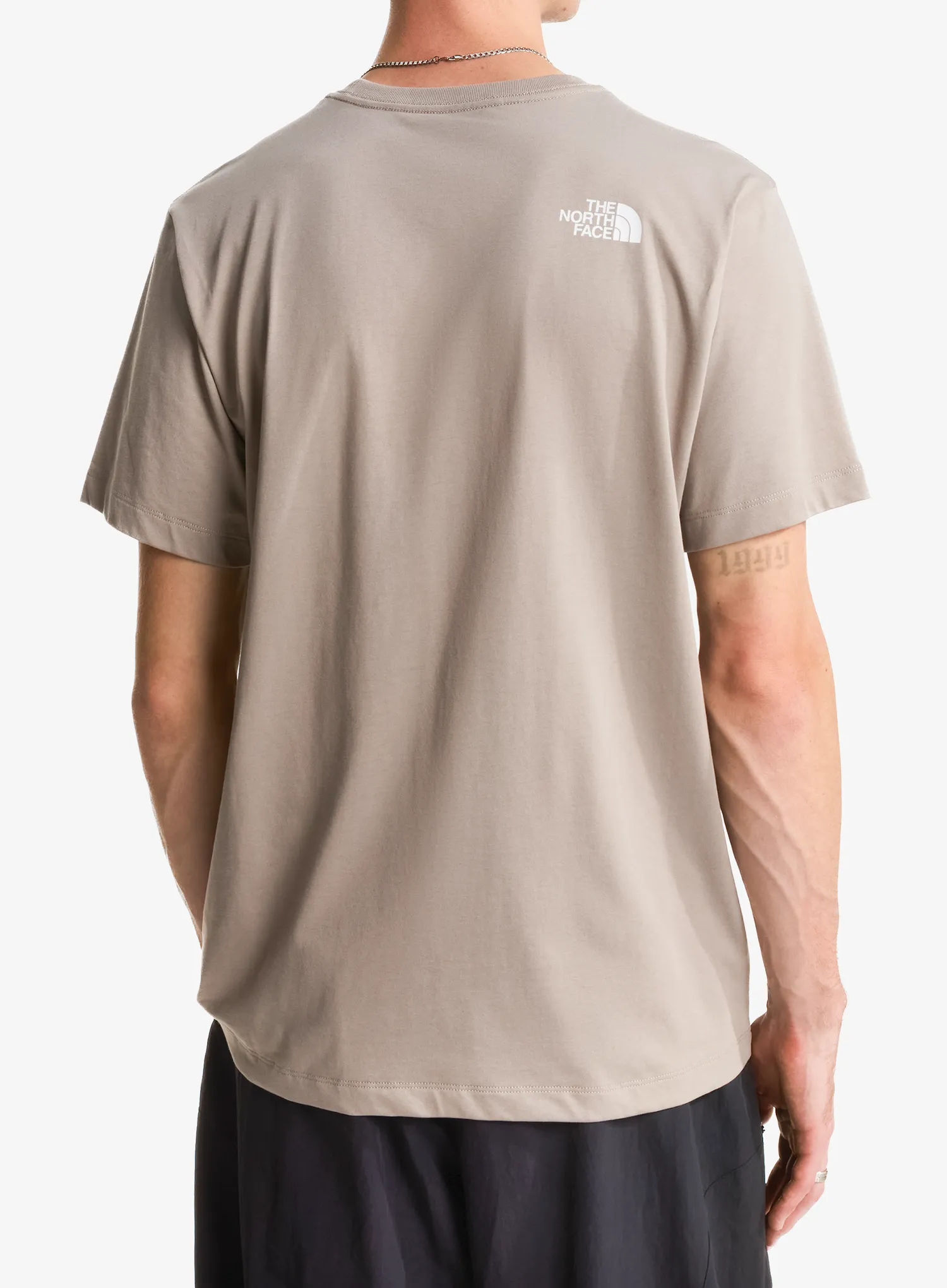 The North Face Evolution Half Dome Regular SS Nyomtatott póló - stone slab