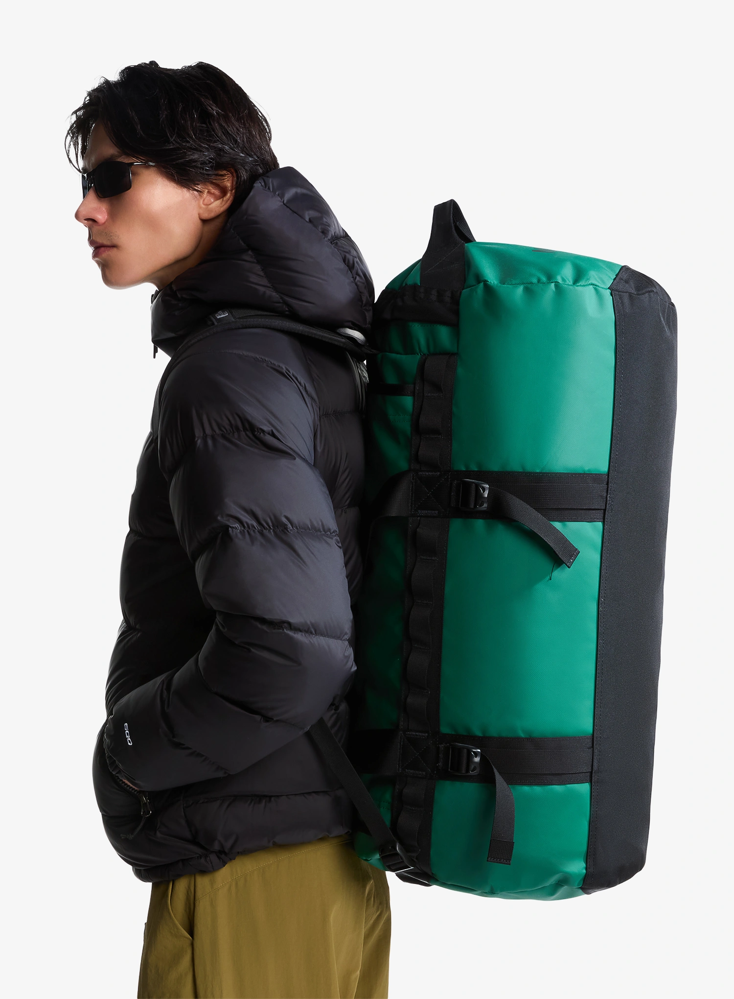 The North Face Base Camp Duffel M Táska - evergreen/tnf black